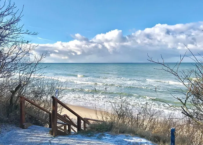 Strandnahe Ruegen 아파트 *
